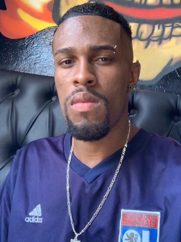 Alessandro Cruz de Almeida